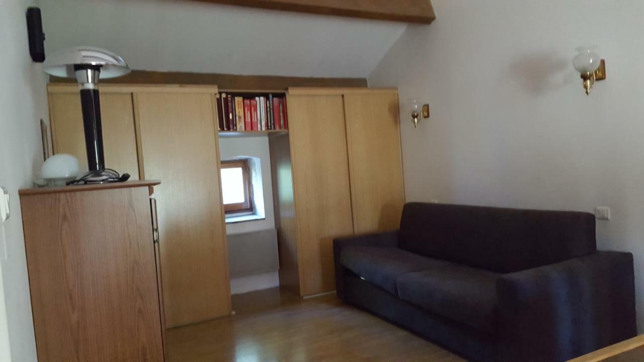 Ferienwohnung La Mejanenque Vénéjan Exterior foto